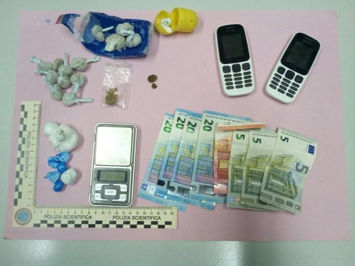 Arrestato spacciatore: viveva in subaffitto in nero in una casa popolare 