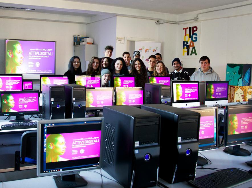 Nuovo laboratorio digitale al Sismondi 