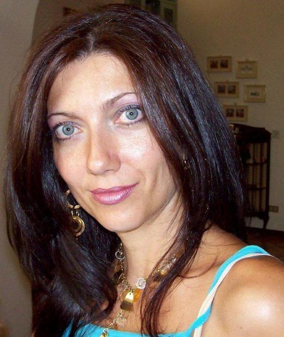La vedova del suicida «Lasciatemi in pace» 