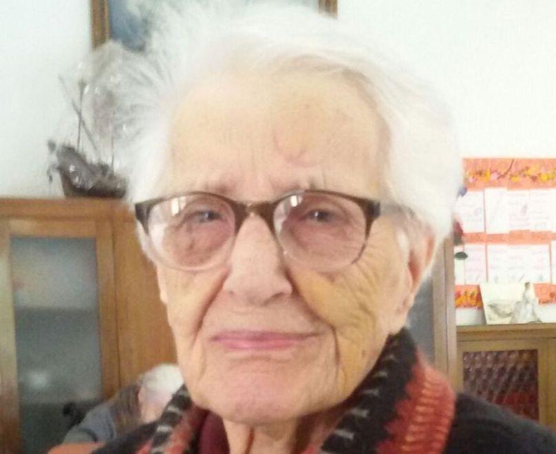 Trisnonna Marina e i maglioni fatti a mano per tutta la famiglia