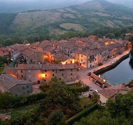 Un tour virtuale di Santa Fiora sui social del Comune