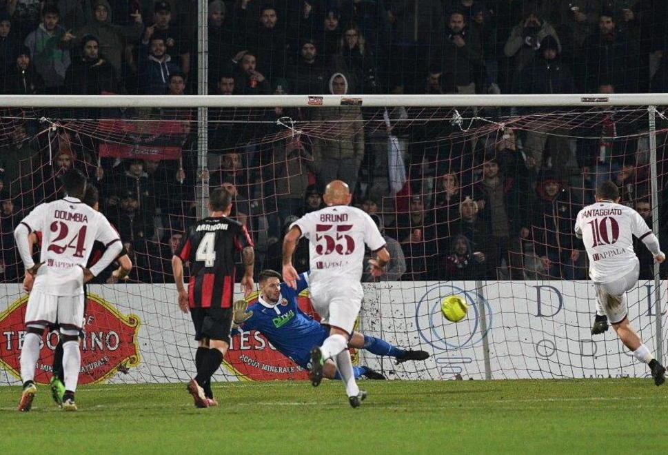 Livorno supera indenne l’insidioso derby di Lucca È un pareggio pesante 