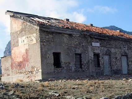 «Dateci le case cantoniere sulla statale 125» 