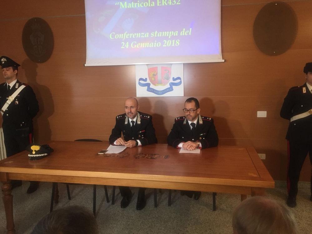 La conferenza stampa in cui sono stati illustrati i particolari dell'operazione