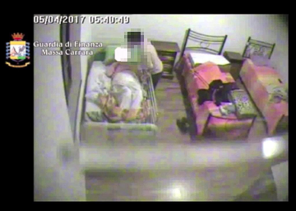 Ospizio lager, ecco le condanne: tre anni alla direttrice 