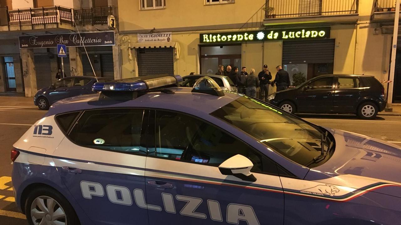 Spacciavano droga, blitz della squadra mobile: quattro arrestati