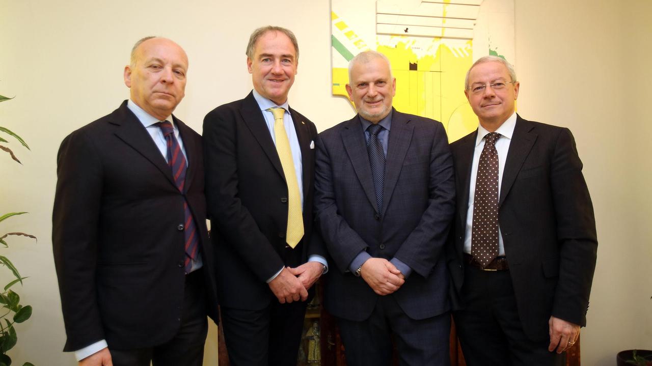 Da sinistra Stefano Sala (vice presidente), Alessandro Belloni (presidente), Andrea Cleto Rindi (direttore) e Patrizio Cresci (vice direttore)