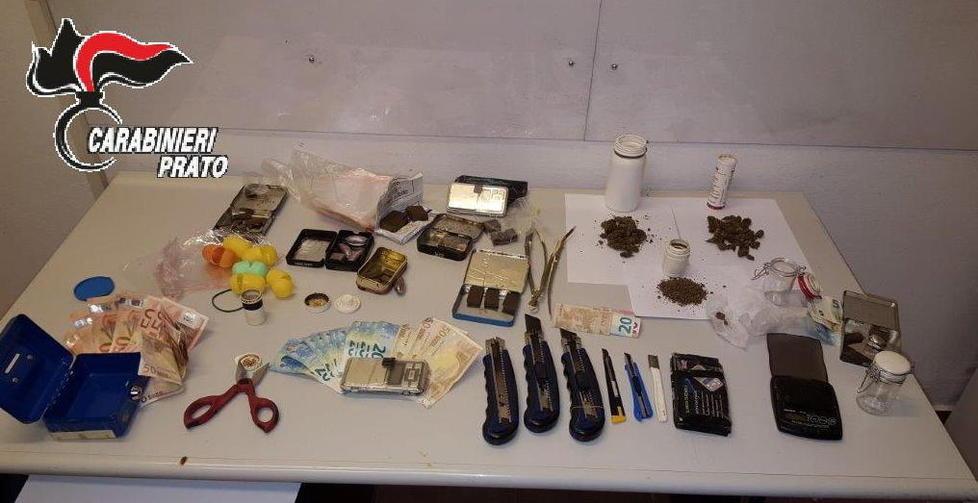 Padre e due figli arrestati con 260 grammi di droga 