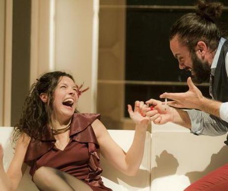 L’arte della seduzione in scena con Feydeau al teatro Concordi