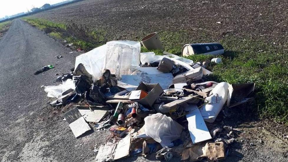 Nonantola, discarica abusiva in via Oppio