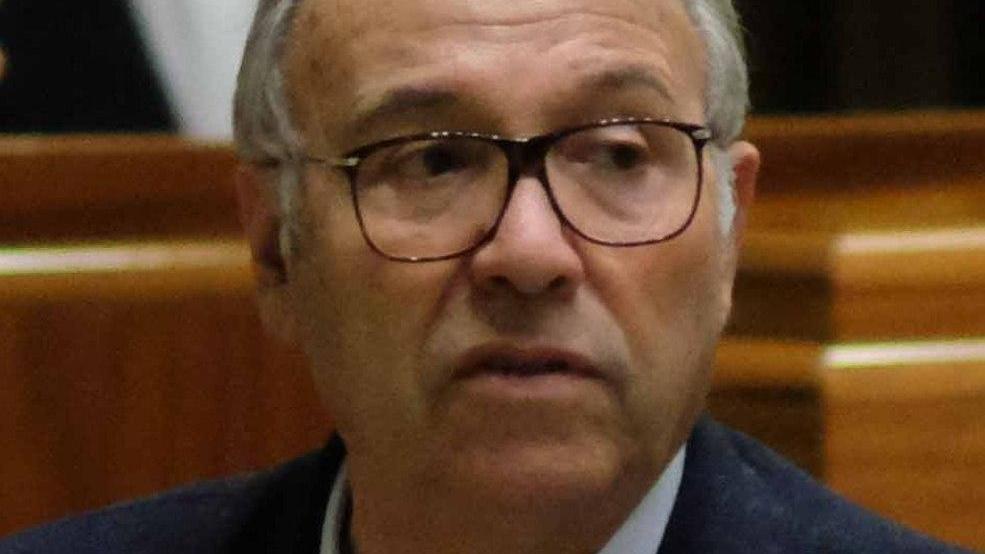 Rivolta centrista contro Forza Italia