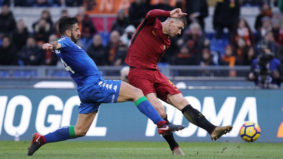 Blitz del Chelsea, arriva Dzeko Per 50 milioni via anche Emerson