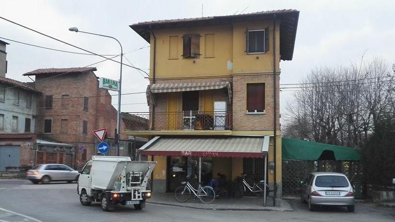Sassuolo. Rapina al bar della stazione e botte ai carabinieri: presi