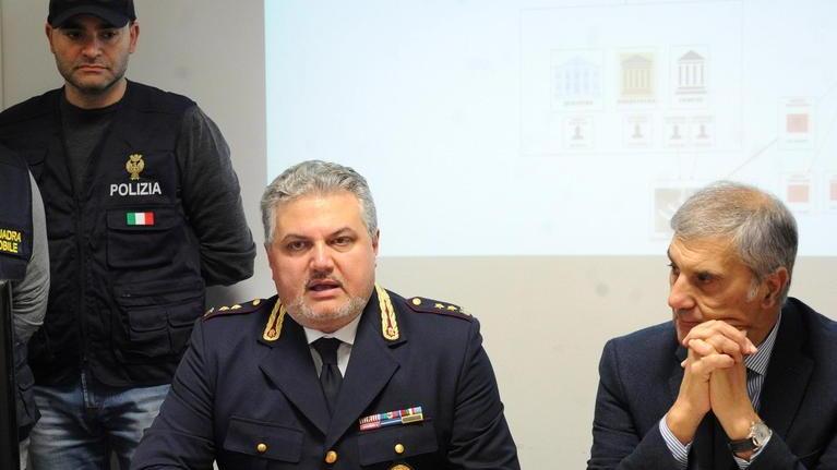Il commercialista indagato dice basta: «Via dall’albo»