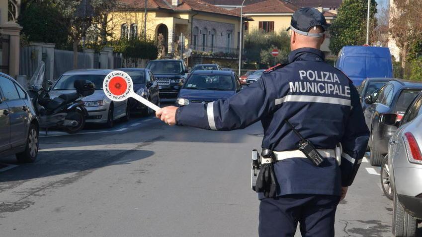 La Cgil potrebbe denunciare il Comune