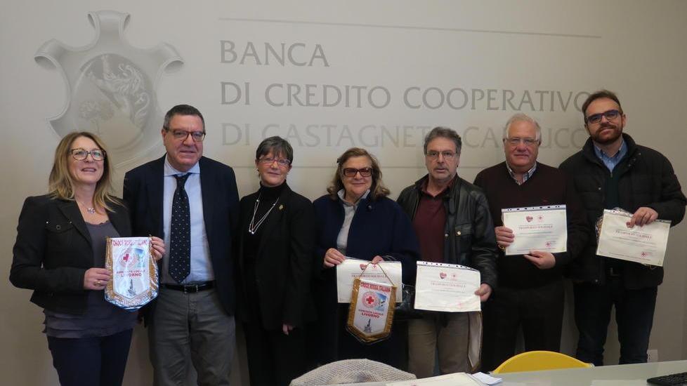 La Croce Rossa e il nuovo mezzo per disabili