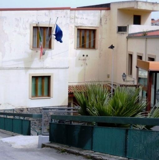 Ossi, ex sindaco multato per insulti al consigliere 