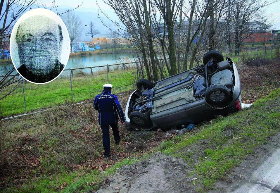In auto contro un albero, muore 90enne