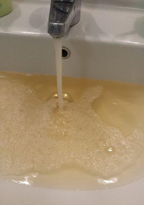 Acqua sporca a Bozzano La causa: lavori ai tubi 