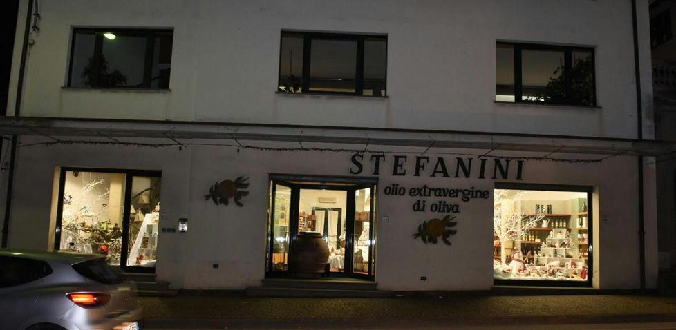 Colpo all’azienda Stefanini, rubati 20.000 litri d’olio 