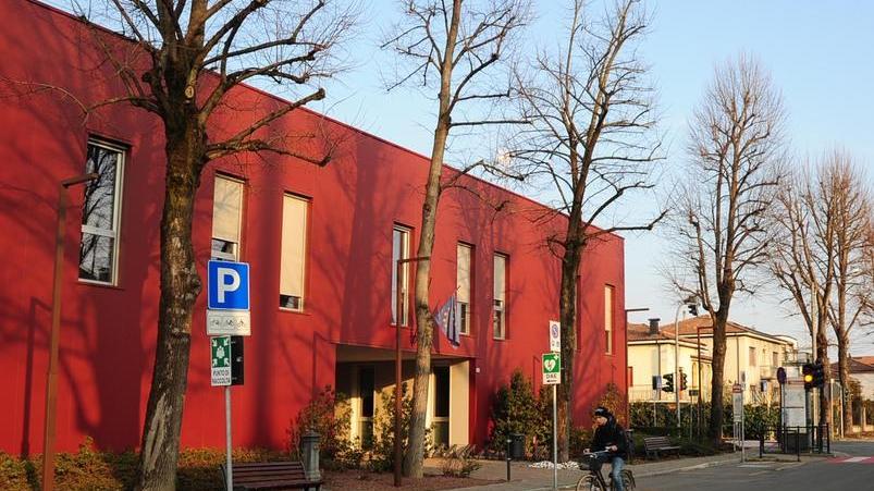 «Fatto grave, offeso il Comune»