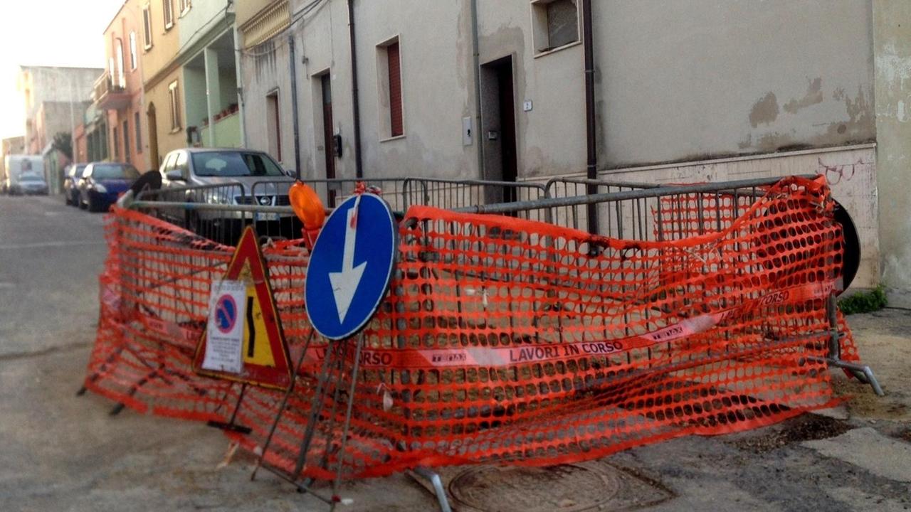 Un cantiere infinito che crea disagi