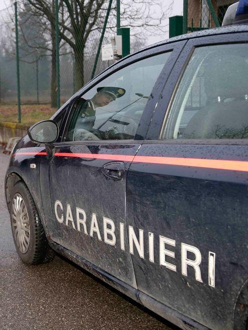 Erano ai domiciliari, ma rubavano 
