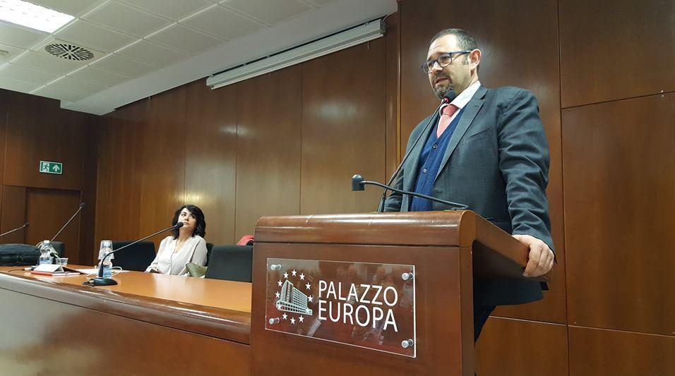 Elezioni: Il disastro del Pd Modena: Renzi fa fuori i nomi dei modenesi 
