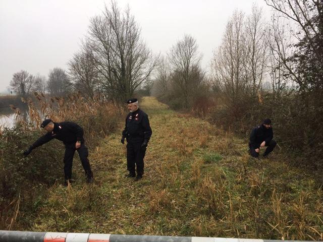 I carabinieri impegnati nelle ricerche nelle campagne ferraresi