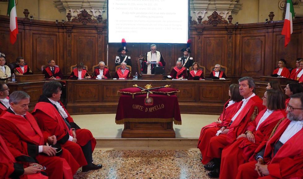 Tribunale Civile: meno cause pendenti a Modena 