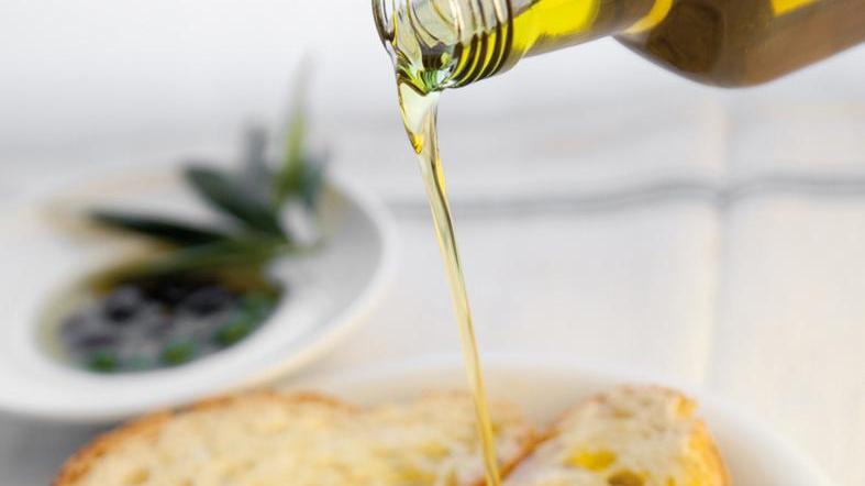 Si narat ÒGIU GHERMANU, non si narat ÒGIU DE OLIA