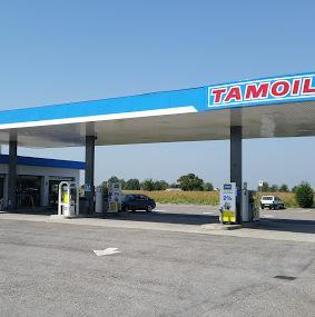 Bandito a volto coperto rapina il bar della Tamoil 