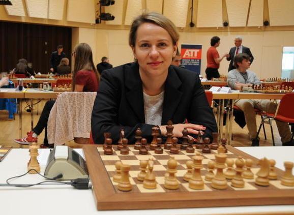 La campionessa Olga Zimina modenese d'adozione: «La mia vita a pane e scacchi» 