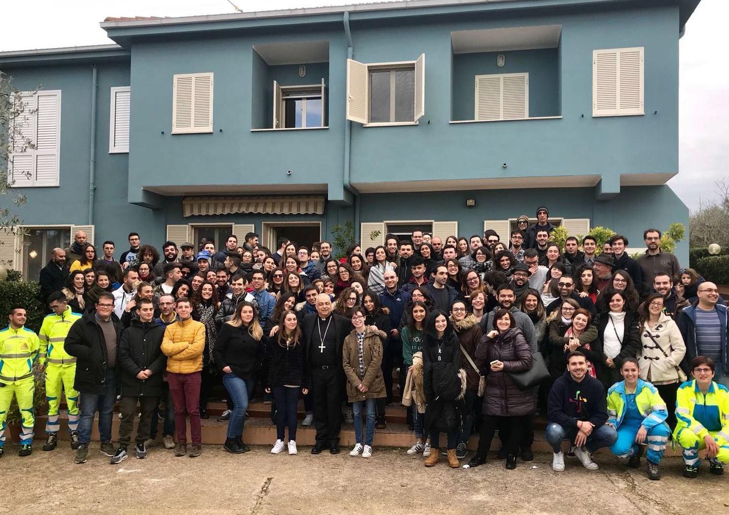 In 200 a pranzo con monsignor Saba