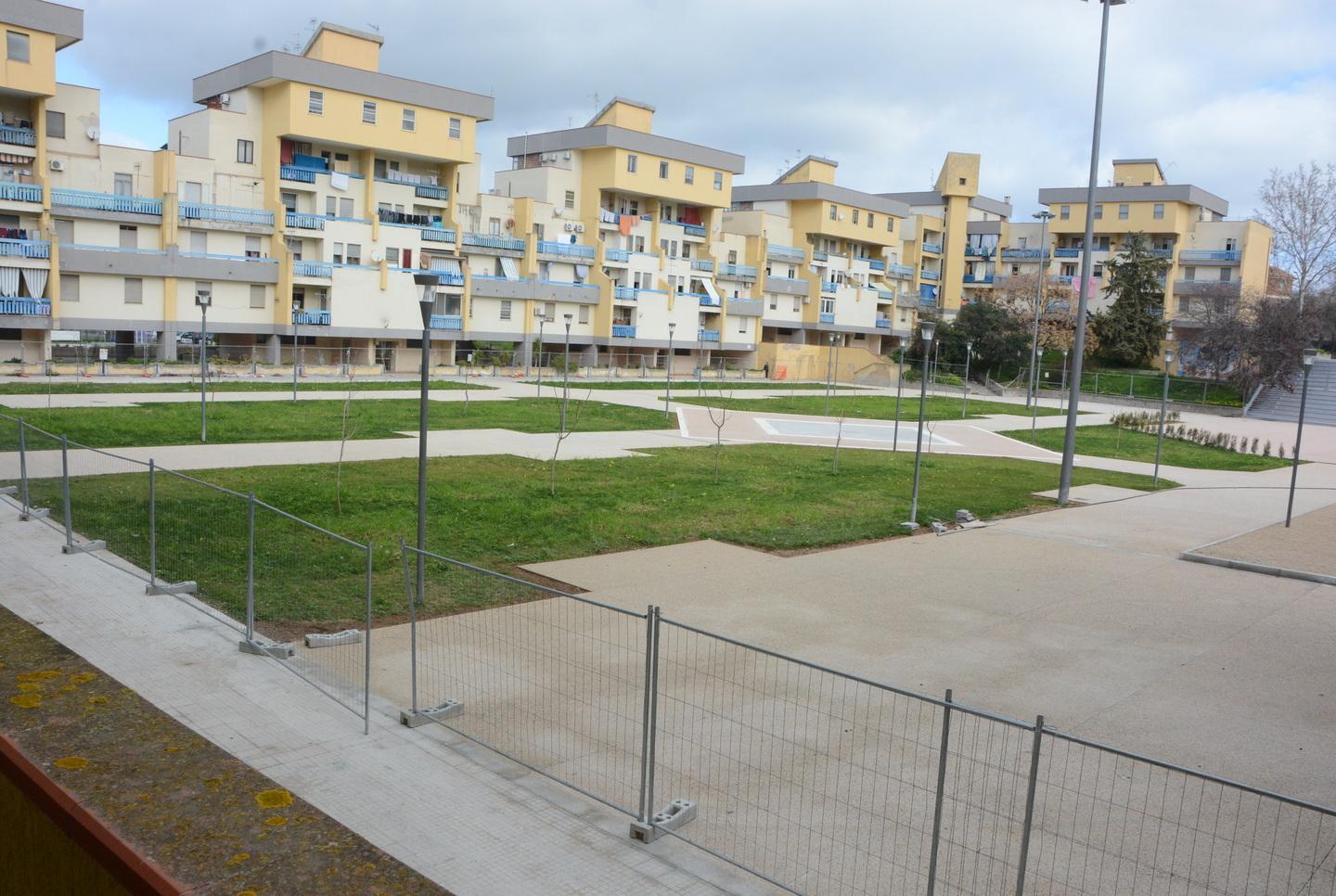 Lavori in piazza Dettori manca solo il parco giochi