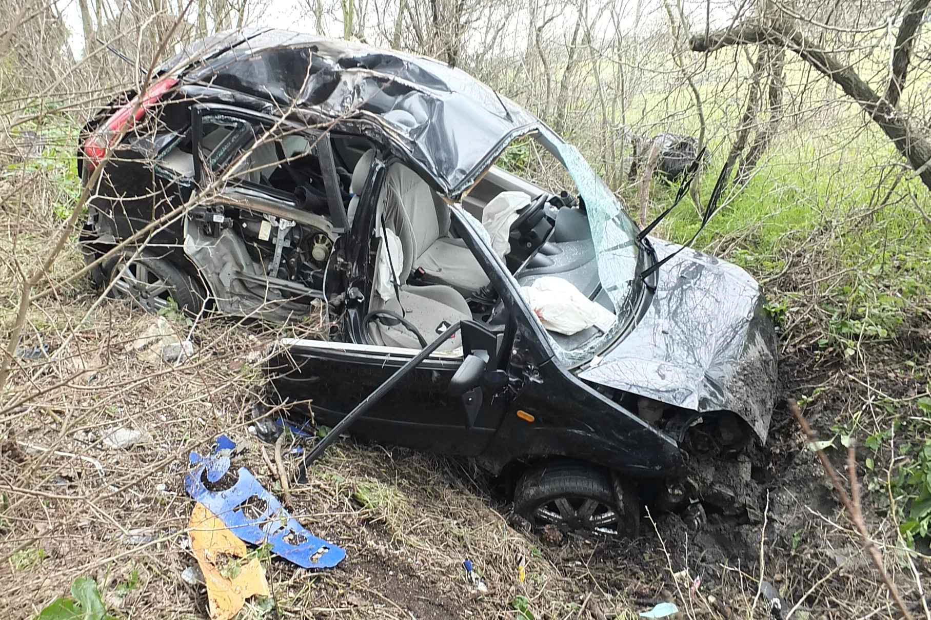 Scontro tra due auto sull'Aurelia: morta la moglie, grave il marito - Video