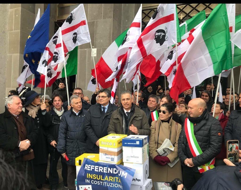 Insularità, l'ufficio regionale del referendum boccia il quesito: è illegittimo