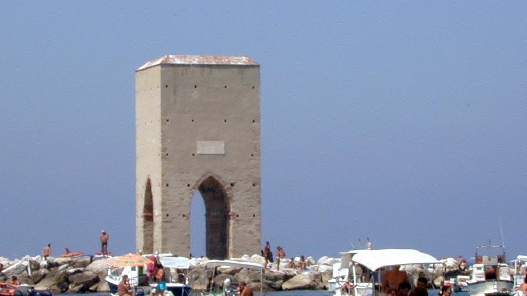 Tassa sulla Meloria, il balzello lievita a 100 euro
