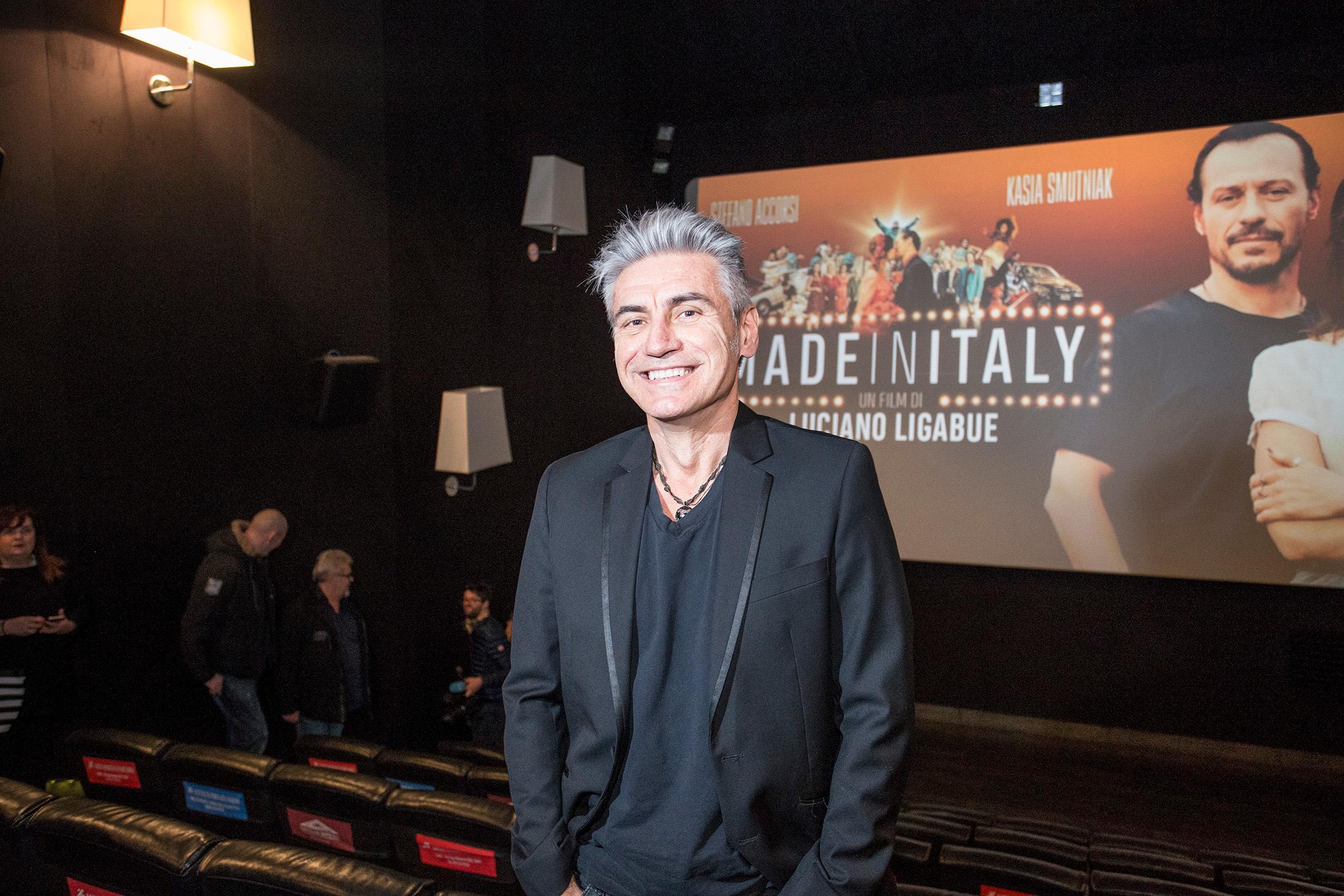 Modena, Ligabue: "In Italia le persone buone fanno più fatica" 