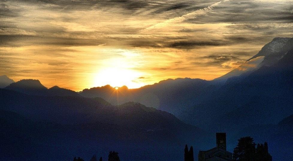 Oggi lo spettacolo del doppio tramonto
