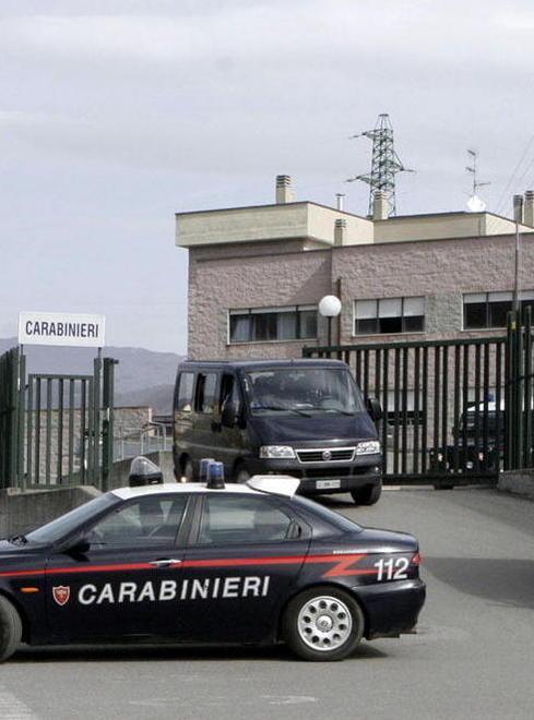 Carabinieri dal gup, capitano e colonnello fuori dall’inchiesta 