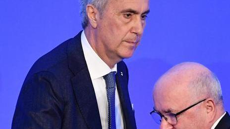 I padroni del calcio litigano come comari Figc commissariata
