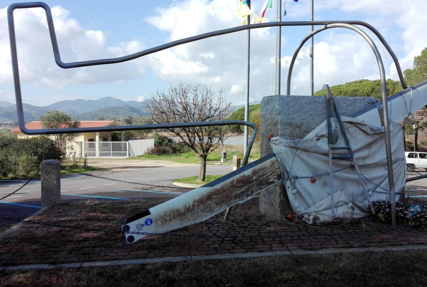 Budoni, un monumento lasciato a metà