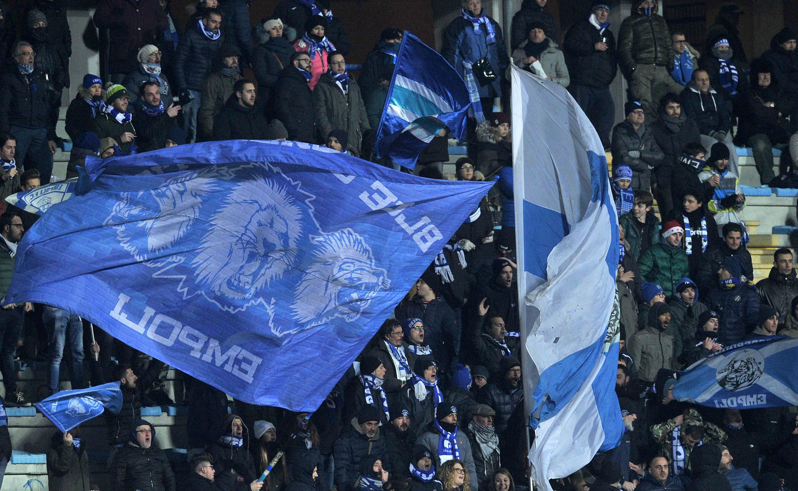 Una marcia... azzurra: tutti a piedi verso il Castellani