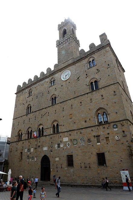 Studio di Confesercenti sui flussi turistici a Volterra e Valdicecina 
