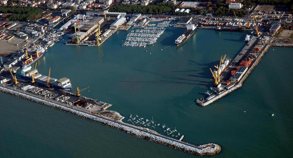La movida trasloca più a ridosso del porto 