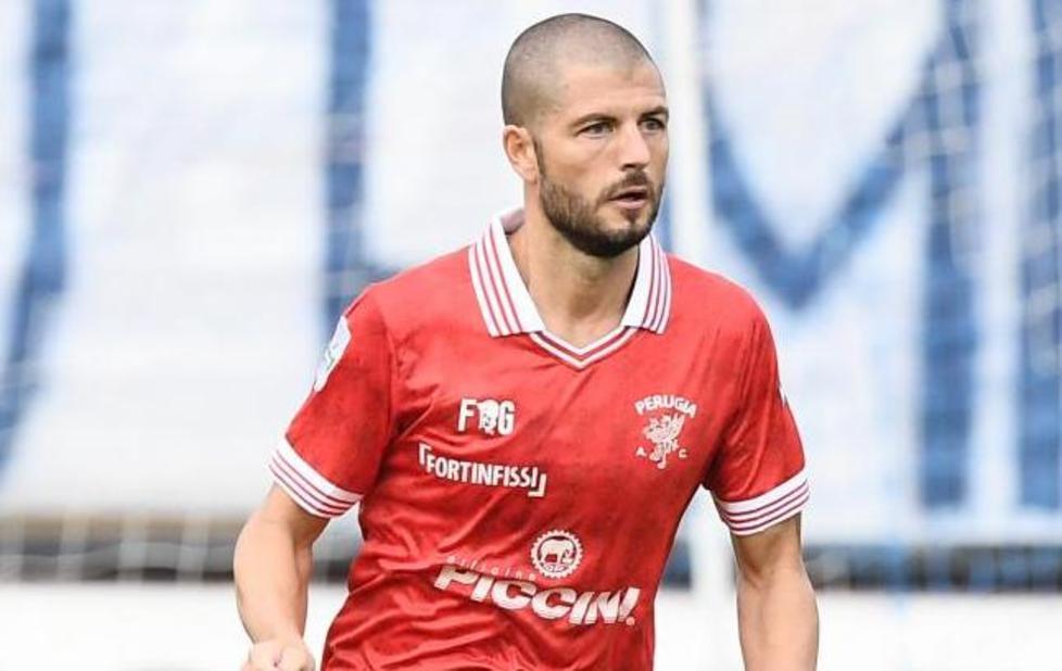 Il Livorno bussa per Zanon e Di Gennaro 