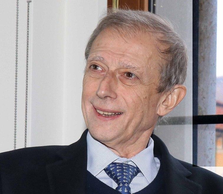 Fassino: «Modena? Lo ha chiesto Renzi»