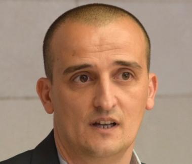 Arbau si ritira e Capelli vola in Continente