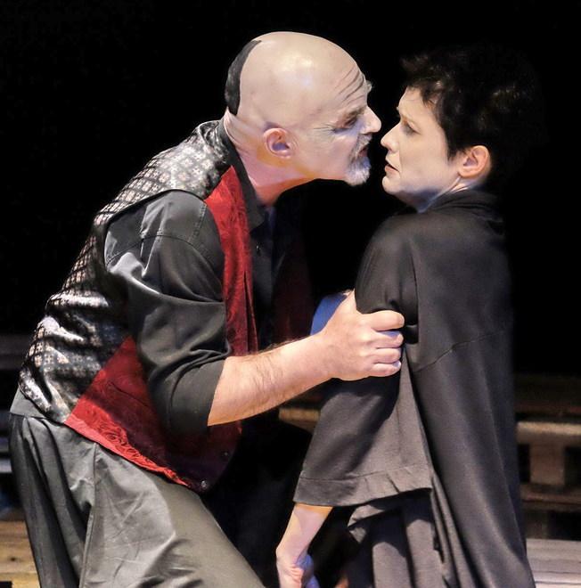 Teatro Nero di Modena: “Elettra” di Sofocle In una scena “nuda” l’essenza dell’odio 